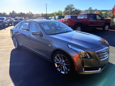 Used 2018 Cadillac CT6 Platinum image 4