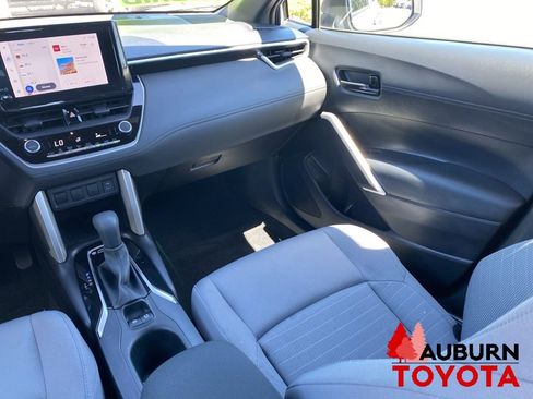 Used 2025 Toyota Corolla Cross AWD Hybrid image 22
