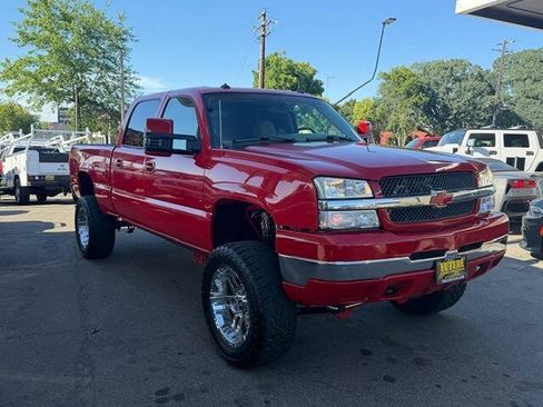 Used 2003 Chevrolet Silverado 2500 LS w/ Skid Plate Package AWD/4WD image 3