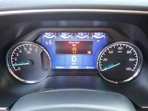 Certified 2022 Ford F150 XLT w/ Equipment Group 302A High image 29