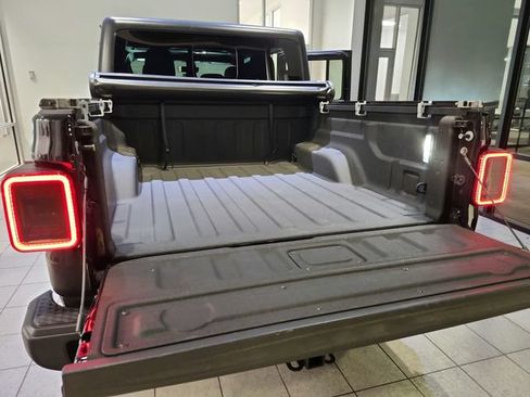 Used 2021 Jeep Gladiator Sport w/ Quick Order Package 24Q 80Th AWD/4WD image 27