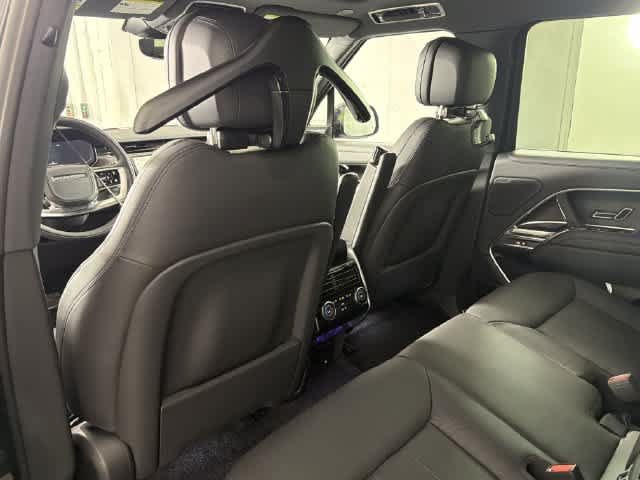 New 2026 Land Rover Range Rover SE AWD/4WD image 28