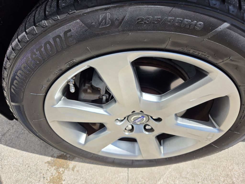 Used 2013 Volvo XC60 T6 AWD/4WD image 15