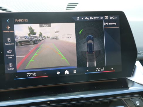 Certified 2025 BMW X1 xDrive28i w/ Convenience Package image 21