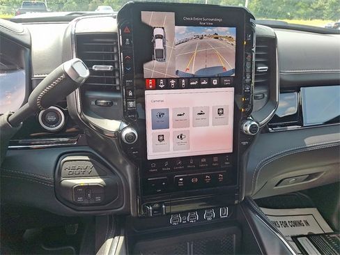 Used 2025 RAM 2500 Limited image 18