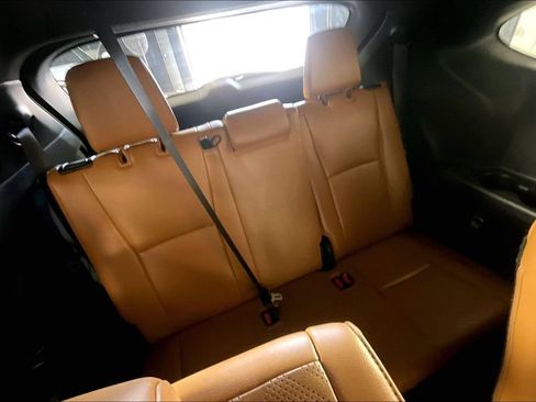 Used 2020 Toyota Highlander Platinum AWD/4WD image 38