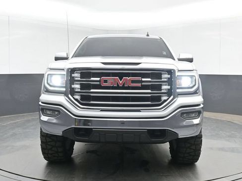 Used 2018 GMC Sierra 1500 SLT w/ SLT Premium Package AWD/4WD image 3