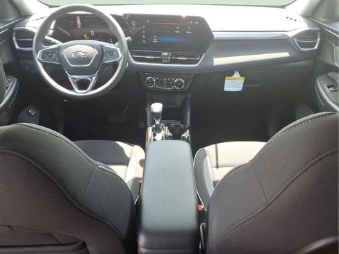 New 2026 Chevrolet TrailBlazer LT w/ Convenience Package FWD image 7