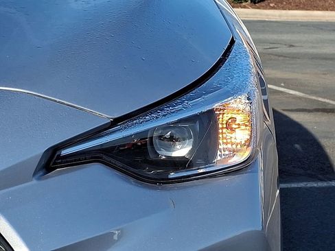 Used 2024 Subaru Impreza 2.0i image 9