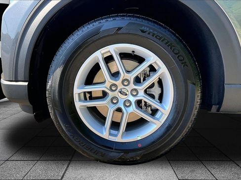 New 2026 Ford Explorer Active AWD/4WD image 12