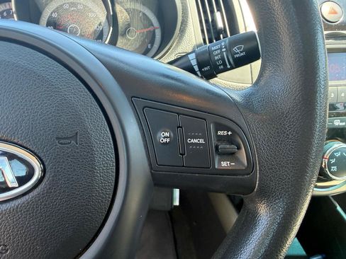 Used 2013 Kia Forte EX FWD image 22