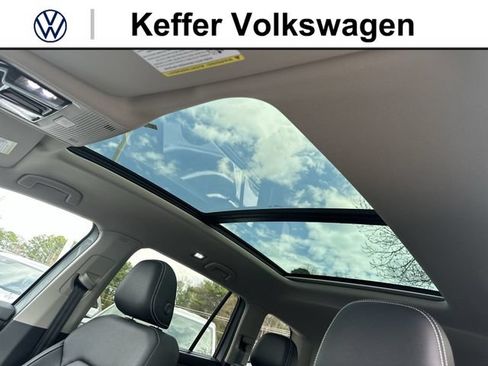 New 2026 Volkswagen Atlas SE FWD image 26