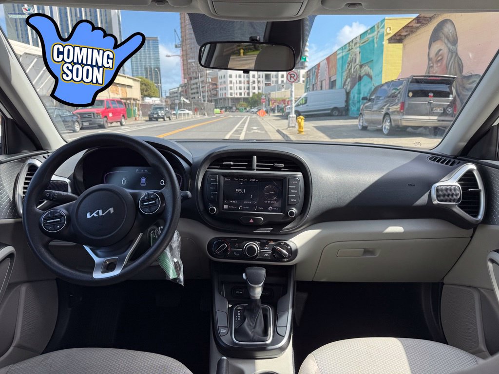 Used 2023 Kia Soul LX FWD image 16