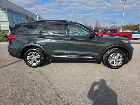 Used 2023 Ford Explorer XLT w/ Equipment Group 202A image 11