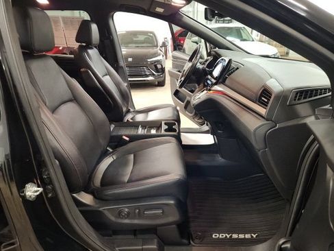 Used 2023 Honda Odyssey Sport image 33
