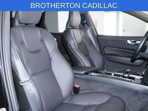 Used 2025 Volvo XC60 B5 Plus AWD/4WD image 22