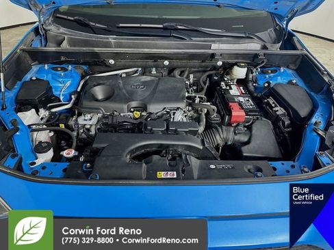 Used 2019 Toyota RAV4 XLE w/ All Weather Liner Package AWD/4WD image 32