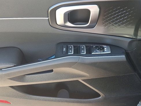 New 2026 Kia Sorento S image 13