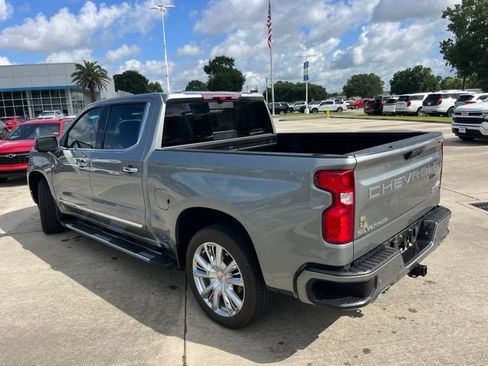 Used 2024 Chevrolet Silverado 1500 High Country w/ Technology Package AWD/4WD image 5
