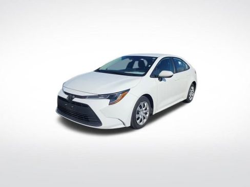 Certified 2024 Toyota Corolla LE image 4
