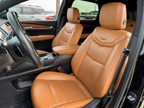 Used 2022 Cadillac XT5 Premium Luxury w/ Technology Package image 14