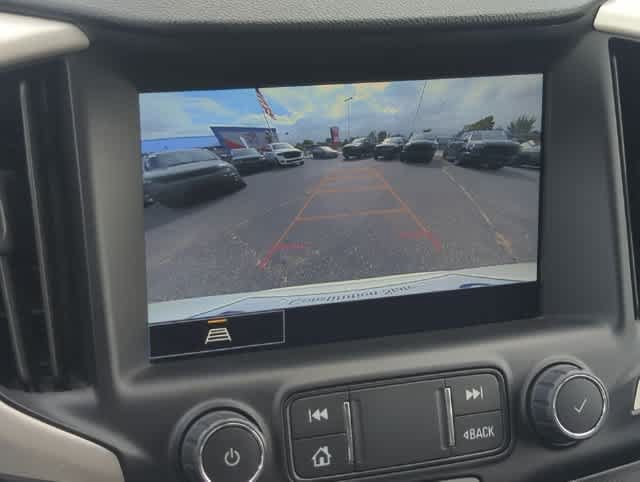 Used 2024 GMC Terrain SLT AWD/4WD image 20
