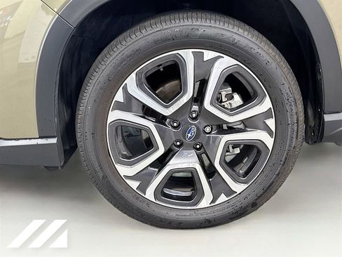 Used 2025 Subaru Ascent Touring AWD/4WD image 36