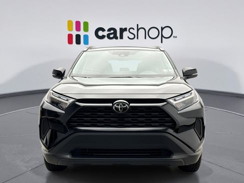 Used 2025 Toyota RAV4 XLE w/ Convenience Package AWD/4WD image 8