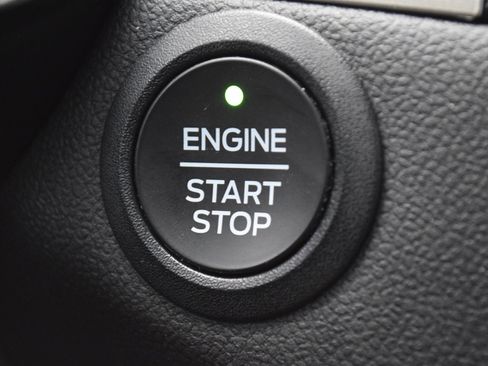 Used 2022 Ford Escape SE w/ SE Sport Appearance Package image 15