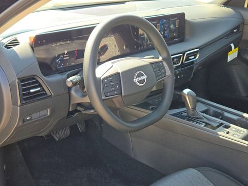 New 2026 Nissan Sentra SV w/ Floor Mat Package FWD image 9