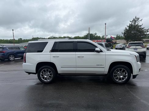 Used 2015 GMC Yukon Denali w/ Premium Package RWD image 5