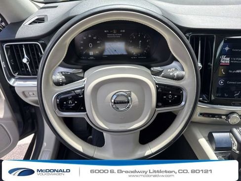 Used 2020 Volvo V60 T5 Cross Country AWD/4WD image 7