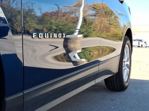 Used 2022 Chevrolet Equinox LT image 34