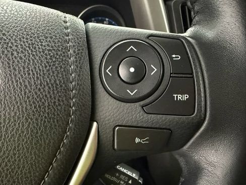 Used 2018 Toyota RAV4 XLE w/ Plus Extra Value Package FWD image 11