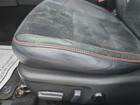 Used 2017 Toyota Camry XSE image 25