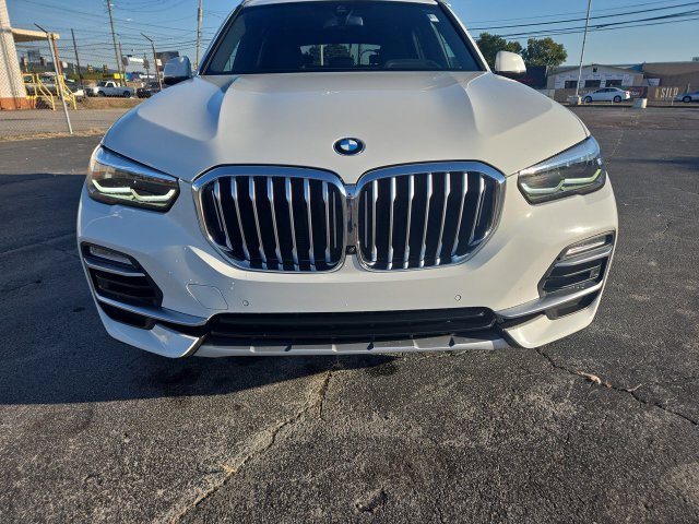 Used 2021 BMW X5 sDrive40i w/ Convenience Package RWD image 3