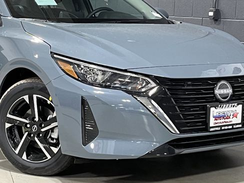 New 2025 Nissan Sentra SV image 3