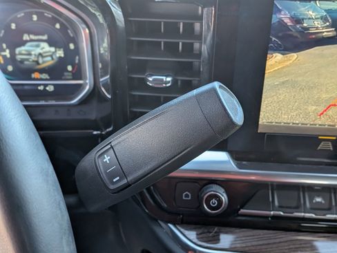 Used 2023 Chevrolet Silverado 1500 LT image 31