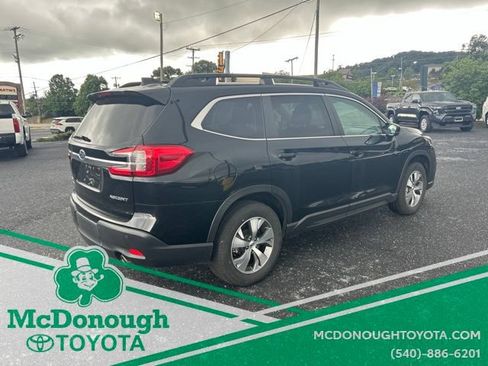 Used 2024 Subaru Ascent Premium w/ Convenience Package AWD/4WD image 4