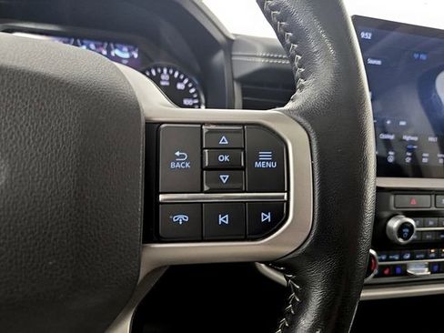 Used 2022 Ford Expedition XLT AWD/4WD image 25