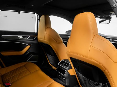 Used 2025 Audi RS 6 performance image 52