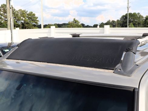 Used 2000 Nissan Frontier XE RWD image 11