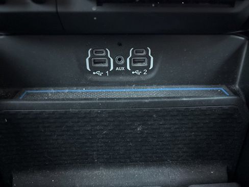 Used 2021 RAM 1500 Laramie image 21