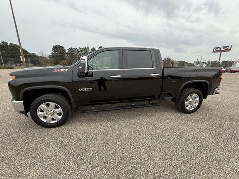 Used 2023 Chevrolet Silverado 2500 LTZ w/ LTZ Texas Edition image 5