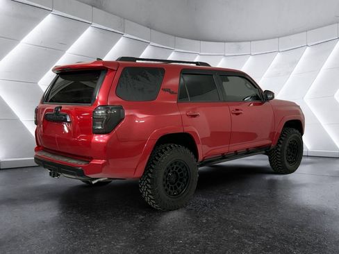 Used 2020 Toyota 4Runner TRD Off-Road Premium w/ Moonroof Package image 4