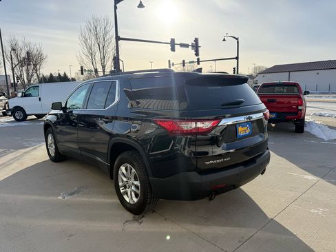 Used 2019 Chevrolet Traverse LT image 4