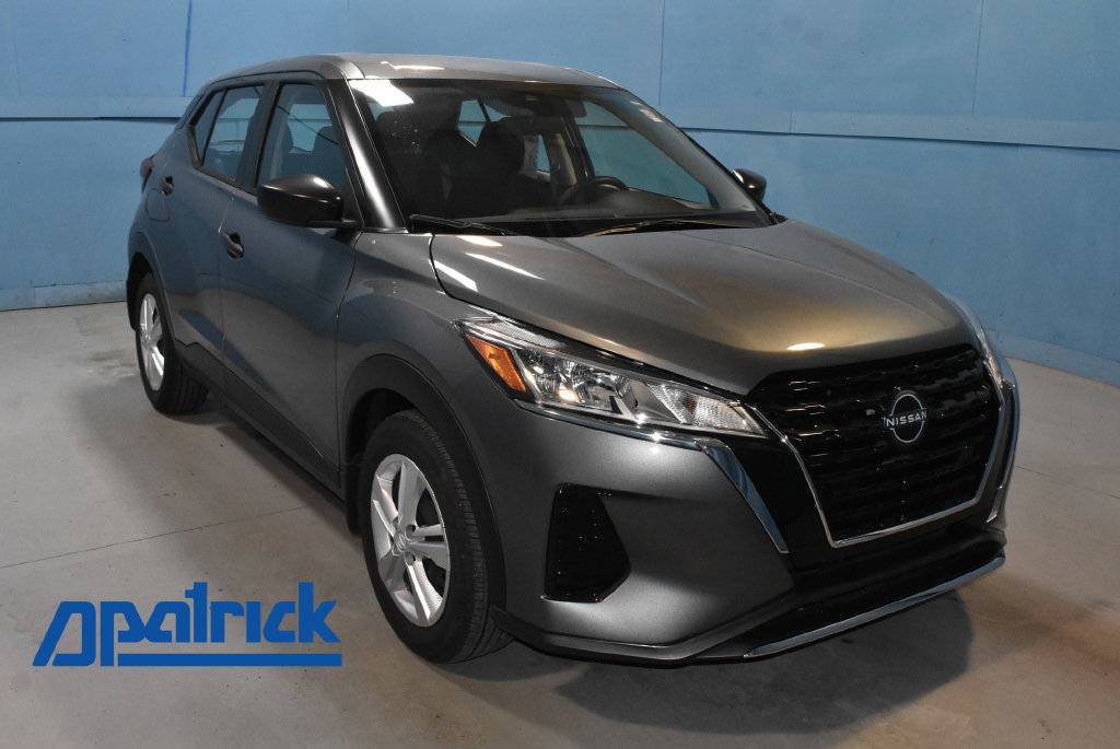 Certified 2025 Nissan Kicks Play S FWD image 1