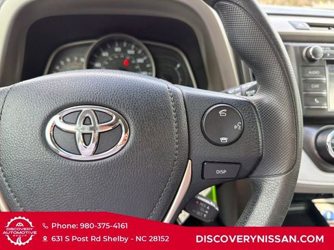 Used 2014 Toyota RAV4 LE image 21