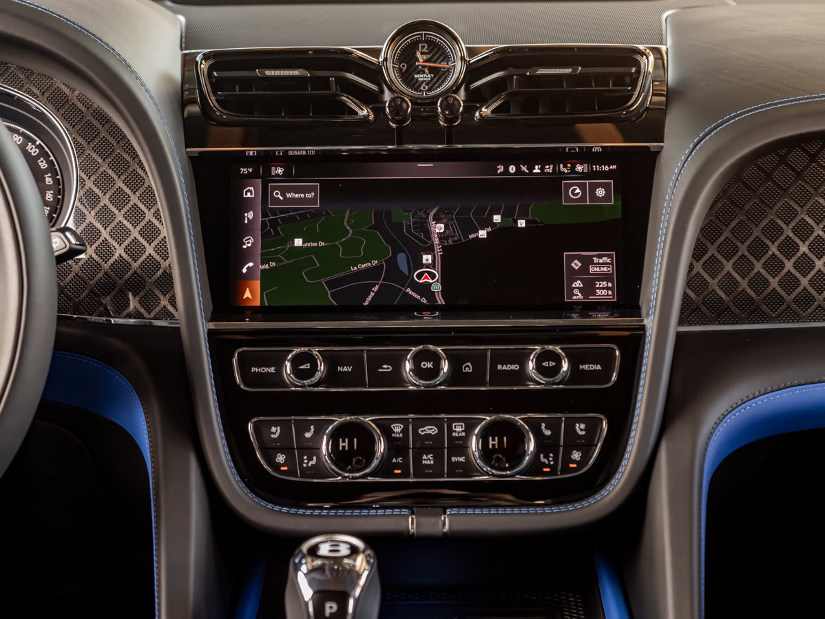 Certified 2025 Bentley Bentayga AWD/4WD image 25