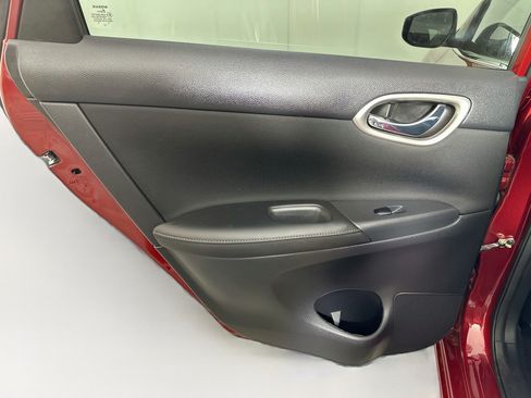Used 2019 Nissan Sentra SV FWD image 24